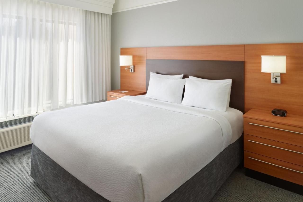 Towneplace Suites By Marriott Newnan Exterior photo